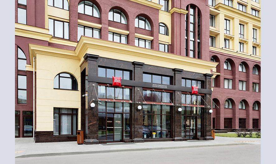 Лифты в Отеле ibis