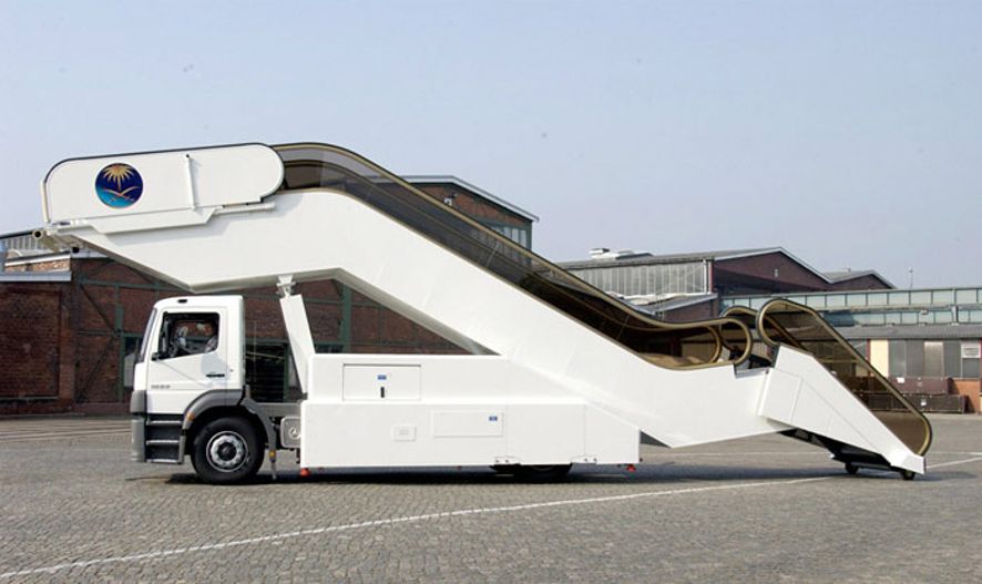 Mobile escalators